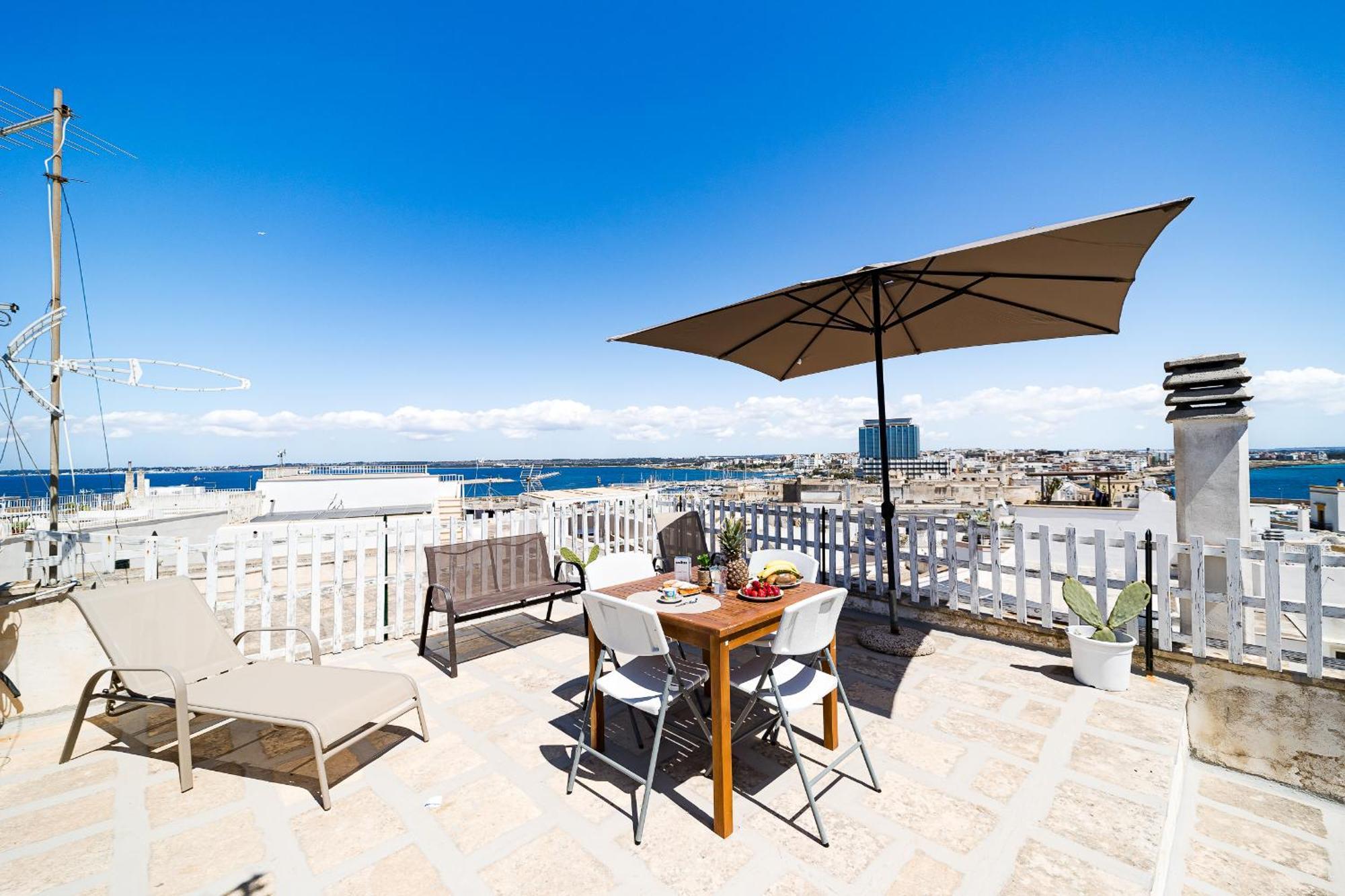 Corte De Maio - Exclusive Terrace - By Click Salento Gallipoli Bagian luar foto