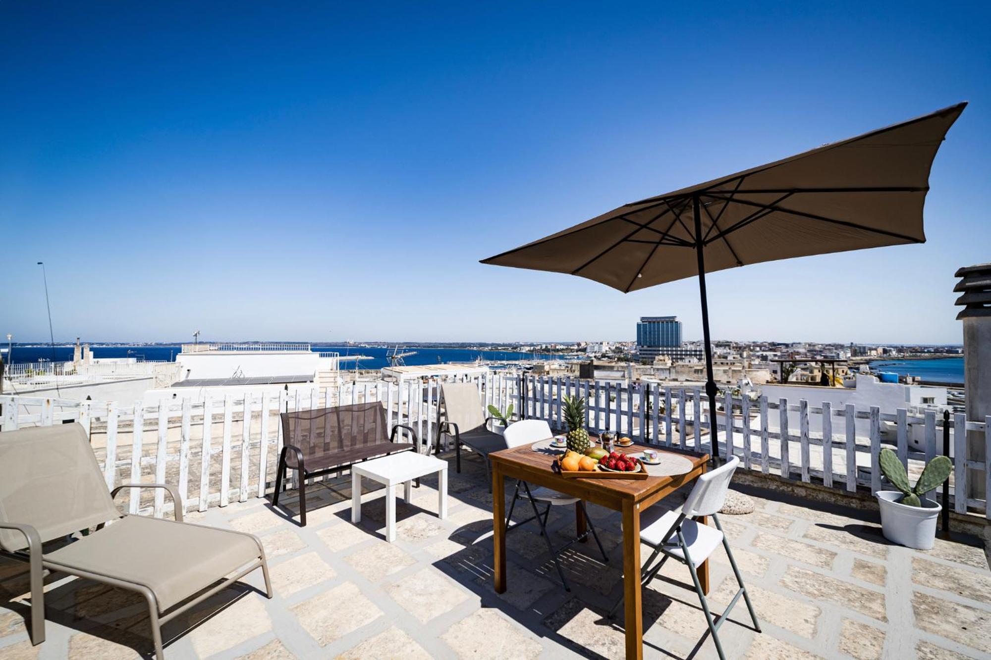 Corte De Maio - Exclusive Terrace - By Click Salento Gallipoli Bagian luar foto